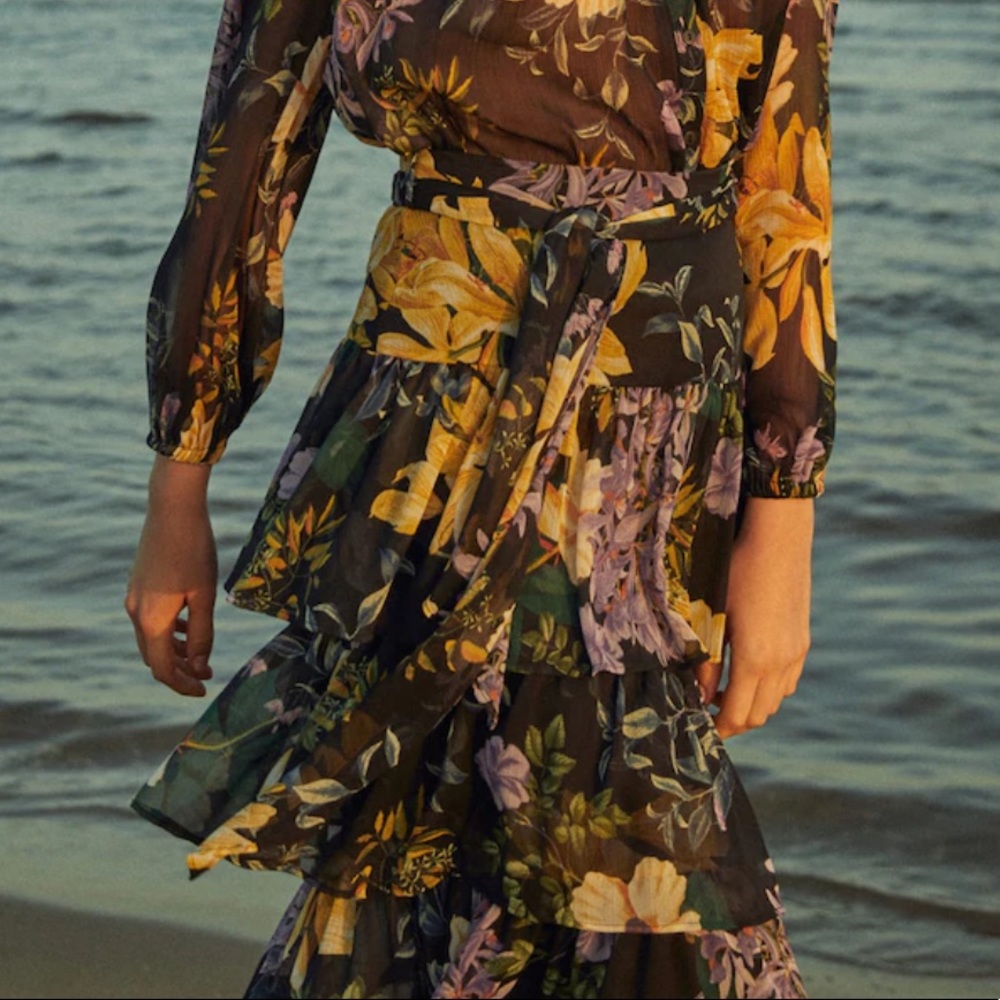 NWT Mango Flowy Floral Tiered printed skirt Midi Belted Chiffon Ruffle